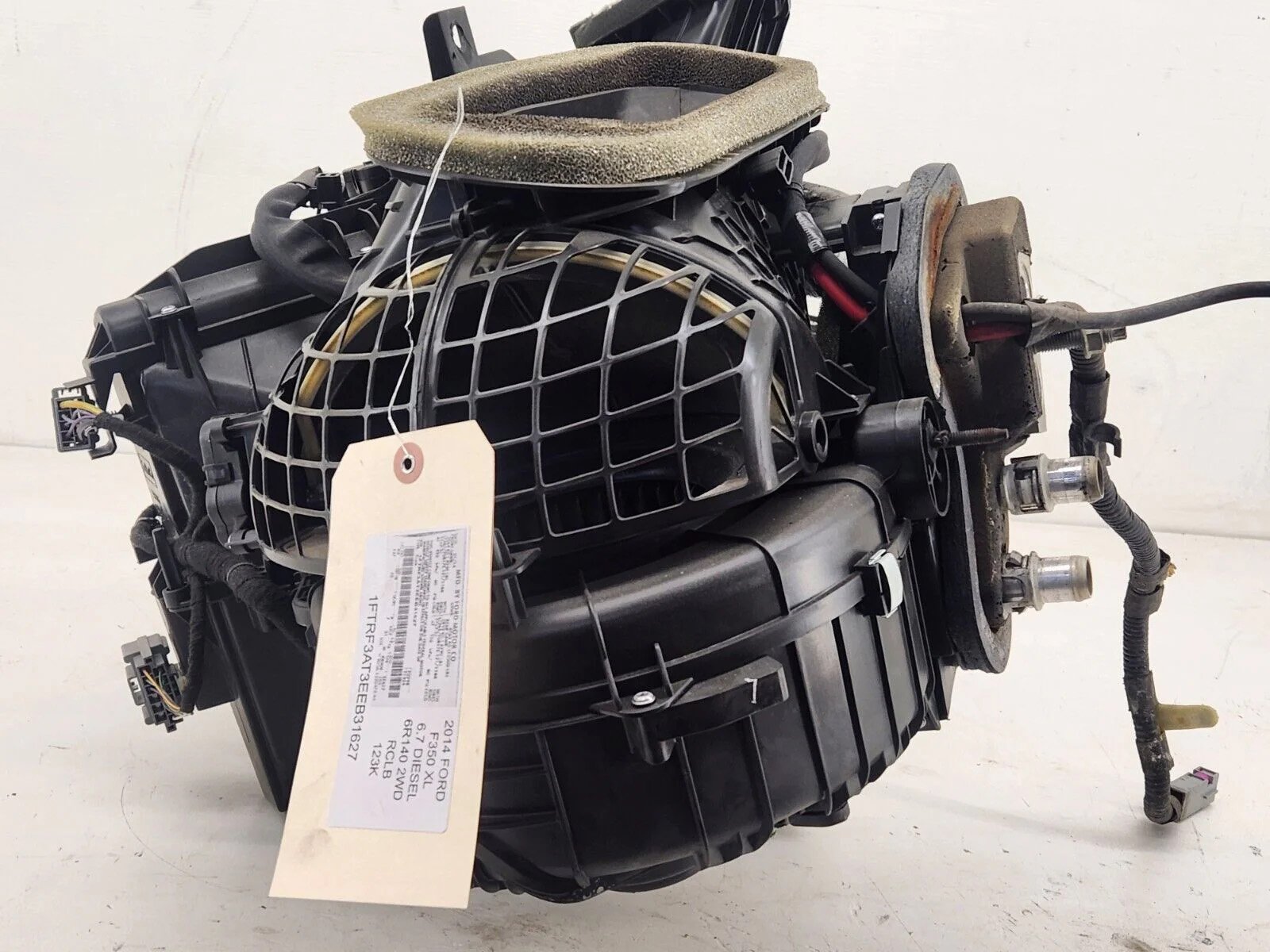 HVAC-BOX-67L-BC3Z-19B555K-FD1116-5.jpg