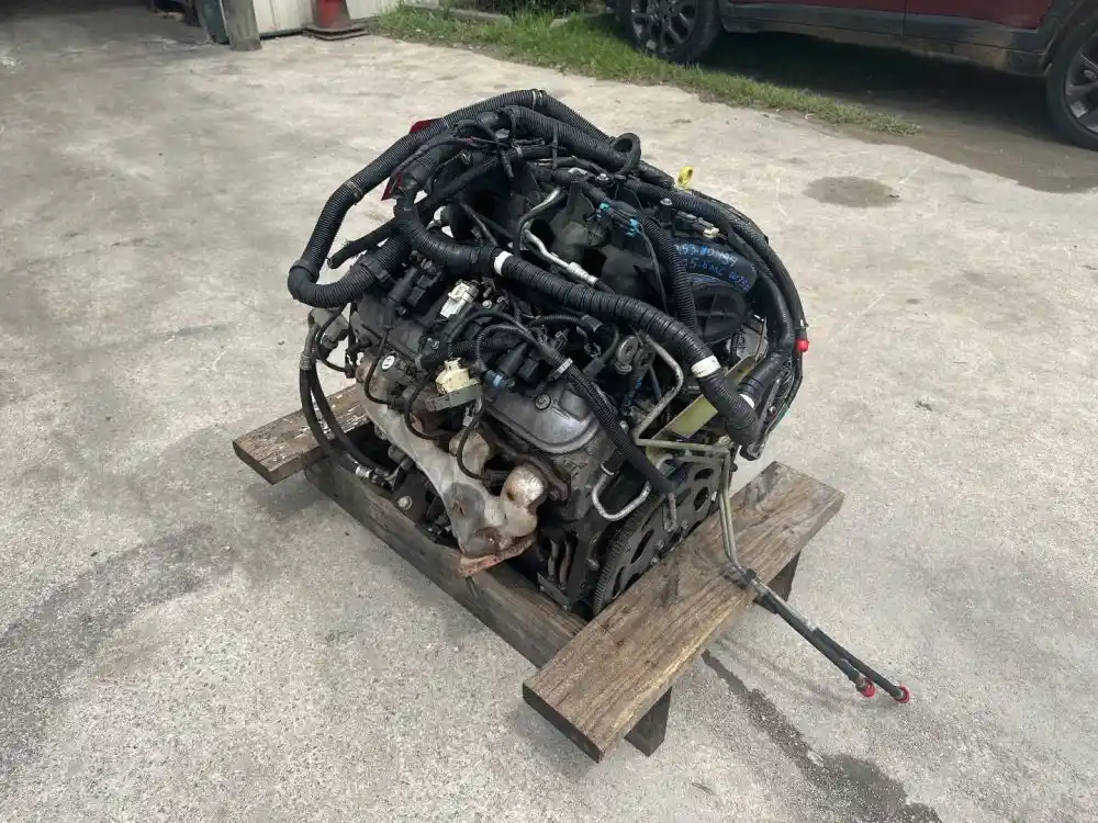 Used-2005-GM-Chev-(HD)-6.0L-Engine-Assy-bzXJKAhr24An_f