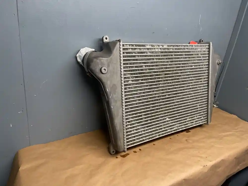 Used-2021-Isuzu-NPR-Intercooler-4lDRqOIwFy1O_f