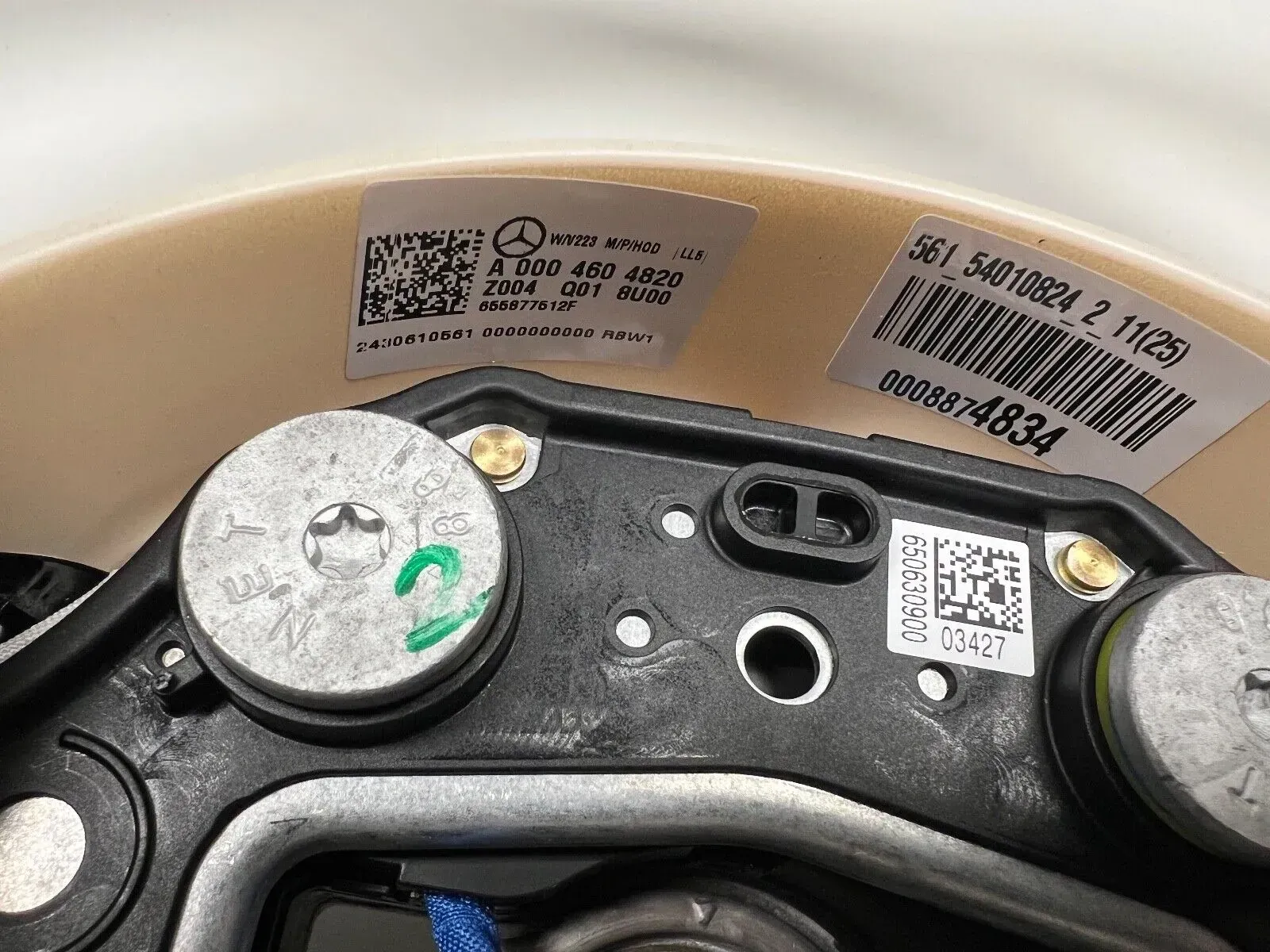 ORIGINAL-Mercedes-Benz-MAYBACH-steering-wheel-wooden-steering-wheel-A0994607110-A0004604820-NEW-2-1.png