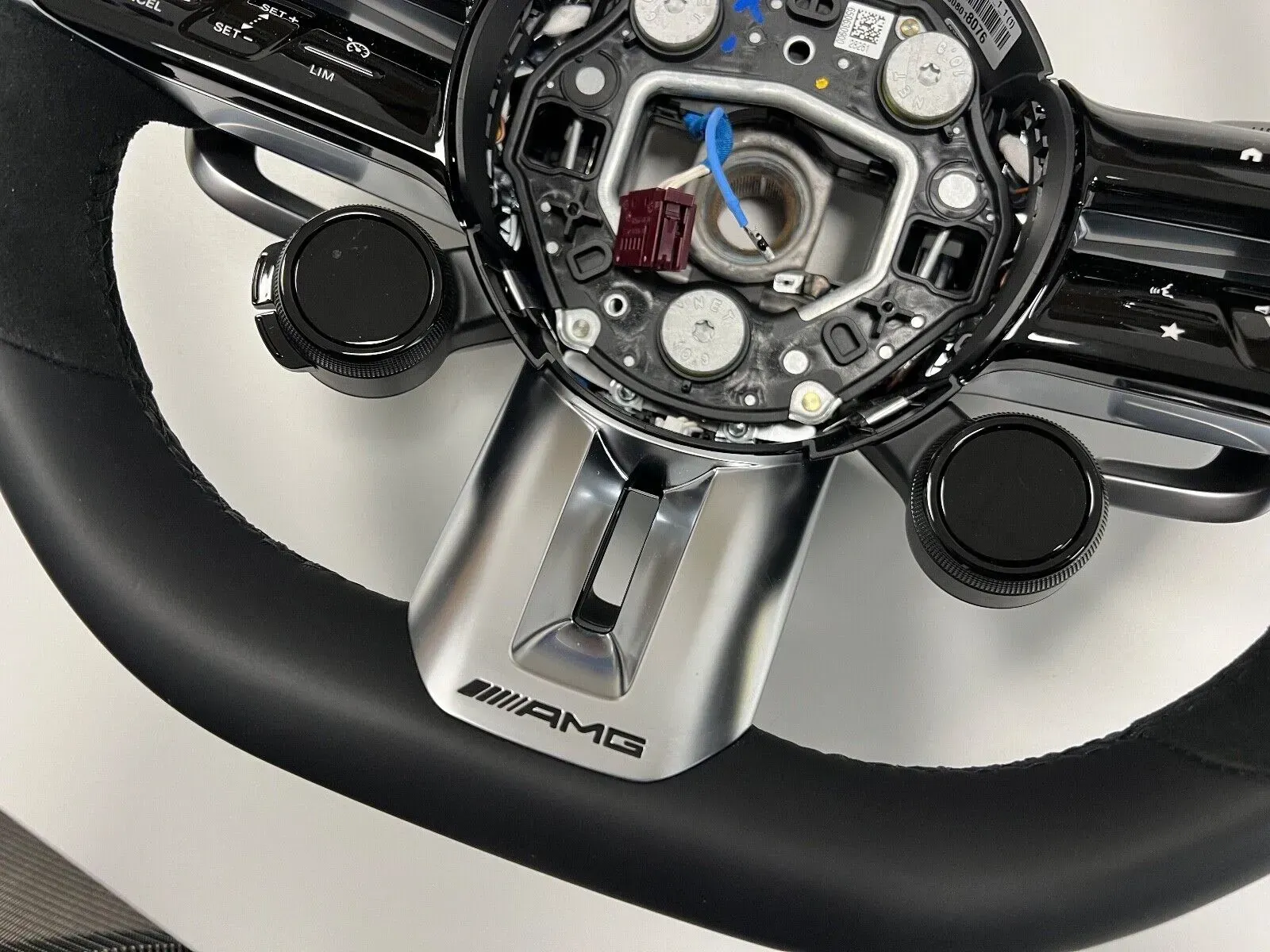 Original-Mercedes-Benz-AMG-Performance-Steering-Wheel-W223-Leather-A0994603906-NEW-2.png