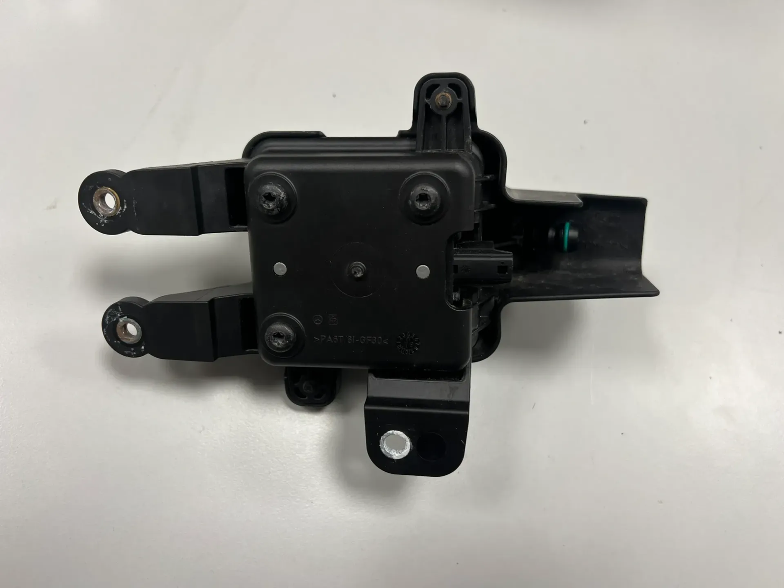 Second image of Mercedes S-Class W222 Infrared Camera A2229057307