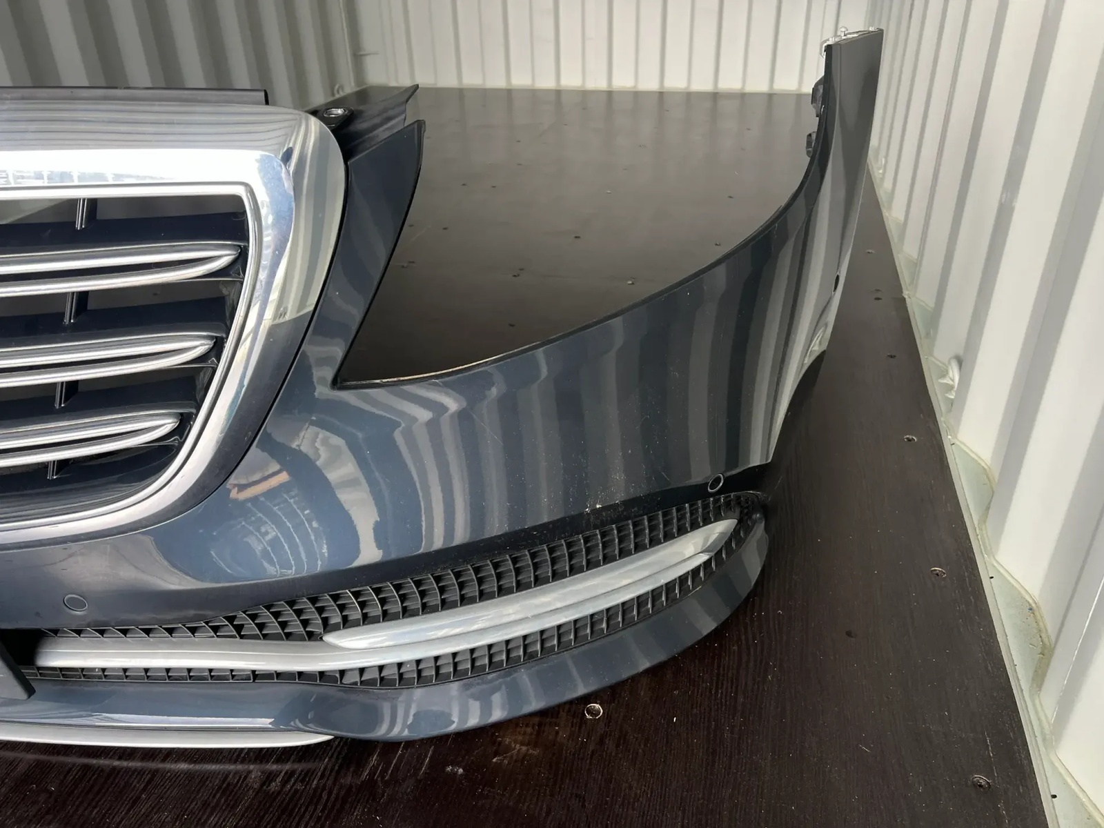 Original-Mercedes-Benz-S-Class-W222-front-bumper-5998-Blue-NEW-4.png
