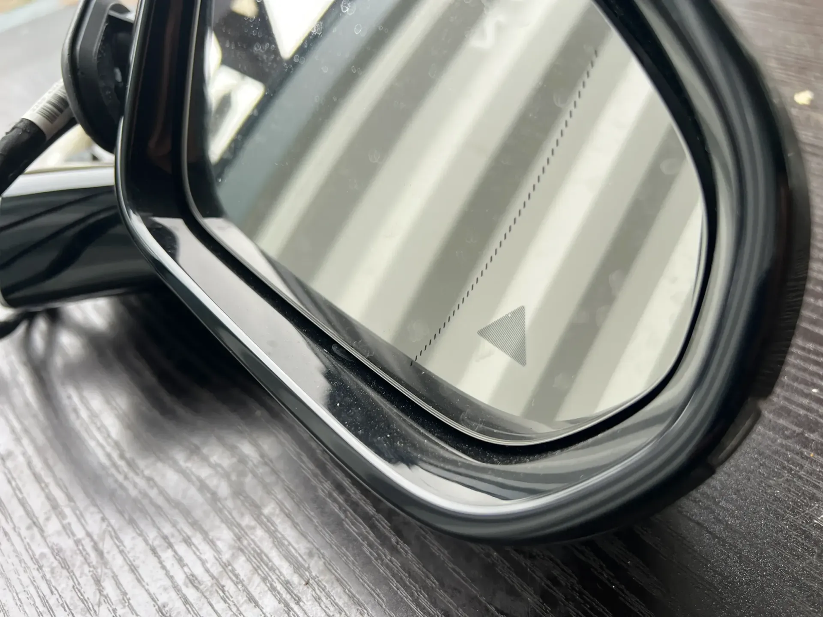 Second image of Mercedes SL63 AMG W232 Right Mirror w/ Camera + Blind Spot