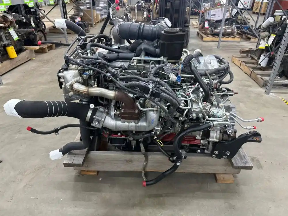 Second image of Used 2017 Hino J08E-WU Engine Assembly – Reliable Diesel